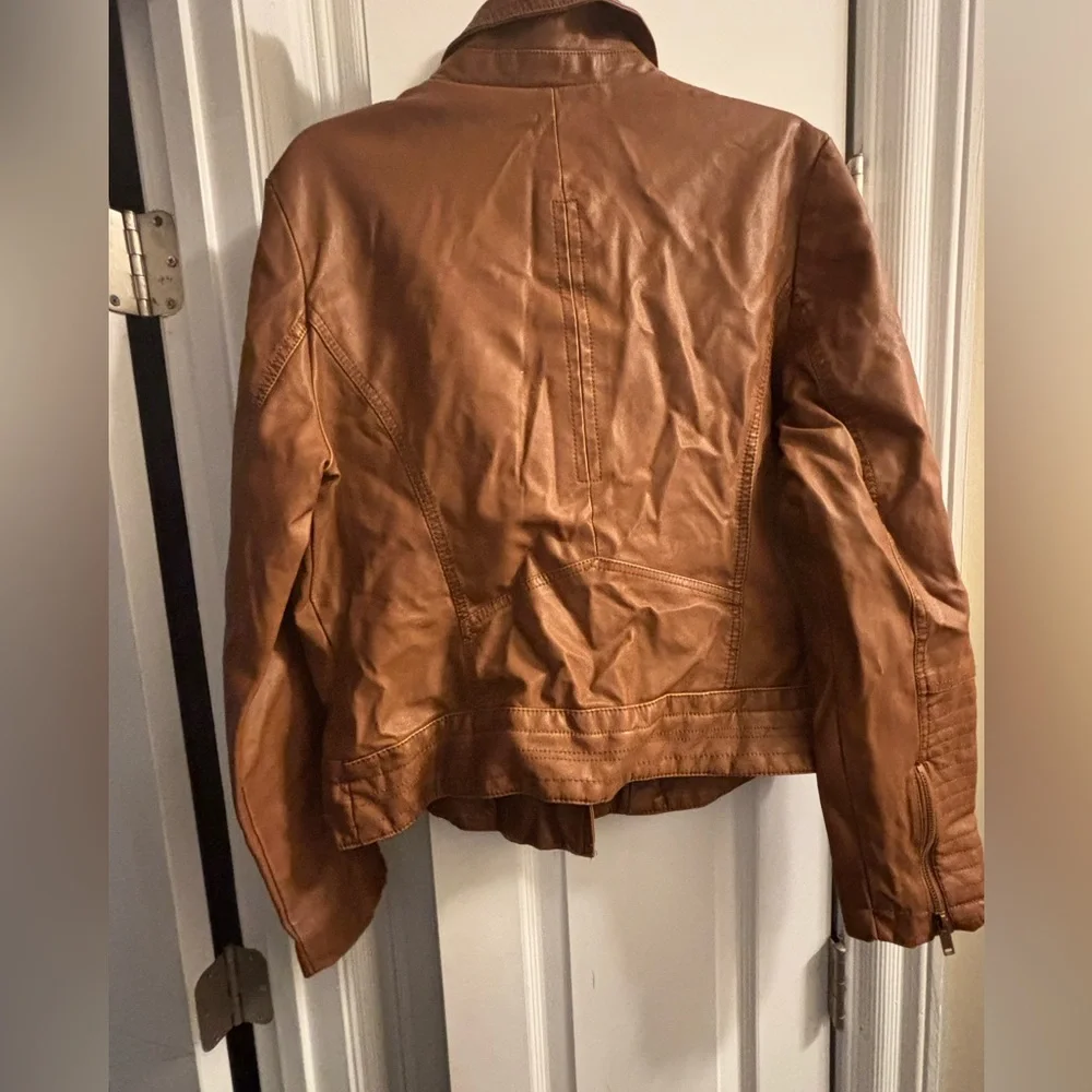 Brown faux leather jacket - Picture 2 of 2
